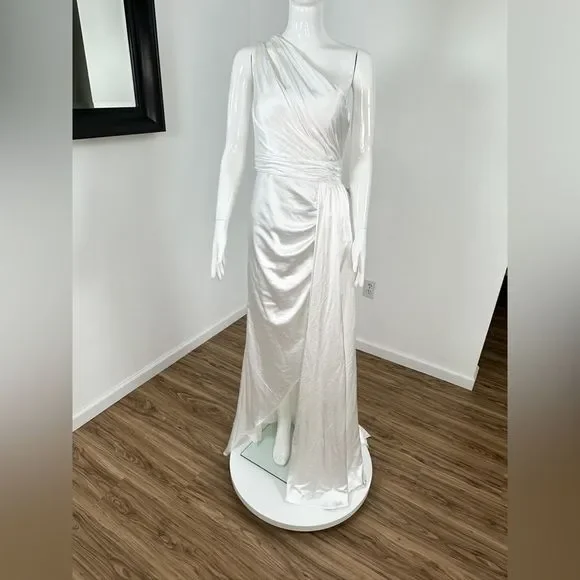 🔥🔥 Mac Duggal Draped One Shoulder Gown - Picture 10 of 12